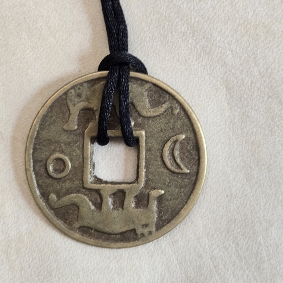 Good Luck or Fortune Medallion Necklace Black Cord Brass Tone Elephant Cat Asian - Picture 5 of 9